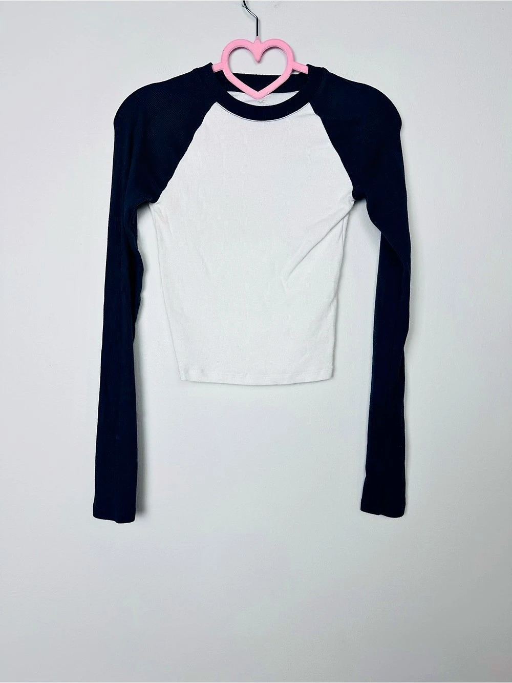 Hollister Must-Have Collection Raglan Long-Sleeve Top Blue & White Size XS
